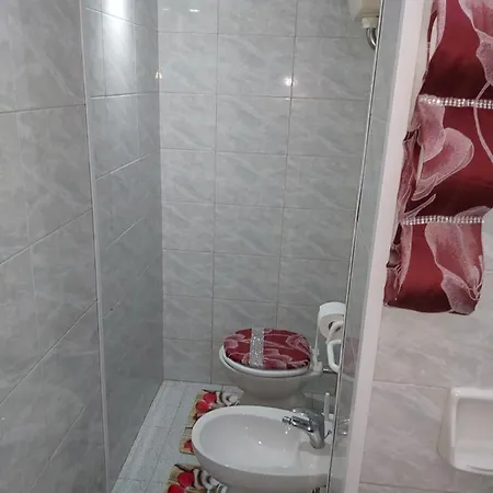 Elegance Suites *