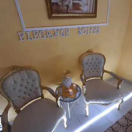 Elegance Suites * 塔兰托